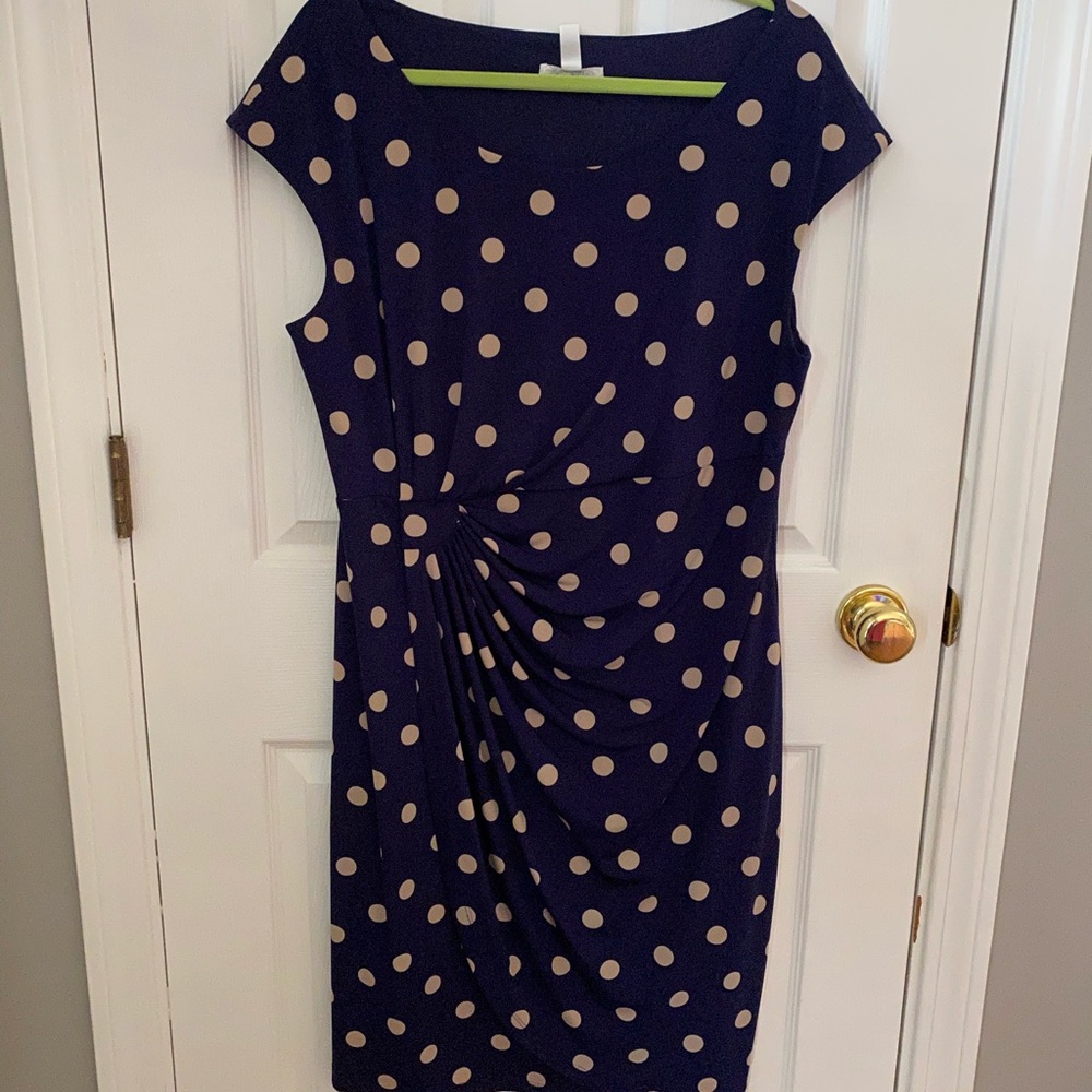 Navy polka dot short sleeved dress